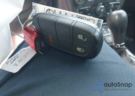 2020 Jeep Compass Latitude 4X4 z USA, uszkodzony, nr VIN 3C4NJDBB1LT135570